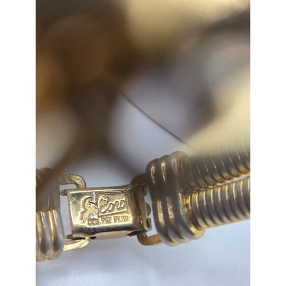 RARE Vintage CORO PEGASUS signed Stretch Bracelet pearls bow rhinestone gold pl - Picture 5 of 7